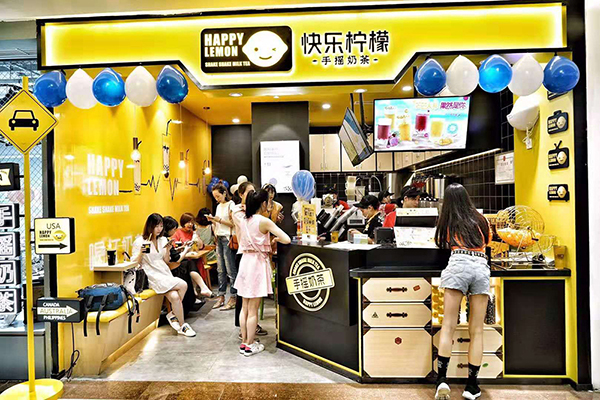 “秋后第一杯奶茶”，成都奶茶店裝修大比拼！